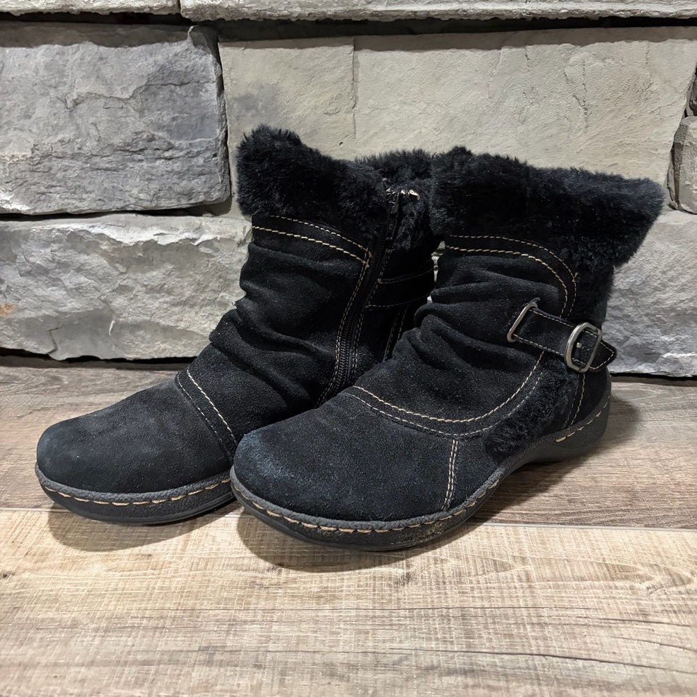 Bare Traps Women’ Size 9M Black Regular Suede Winter Boots Faux Fur